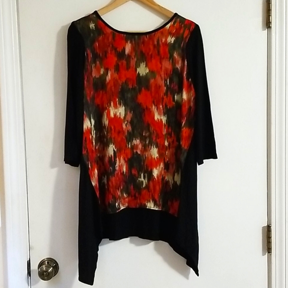 cha cha vente Tops - Black & Red High-Low Top, L